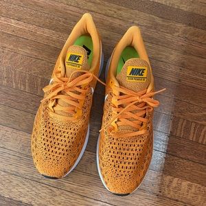 Tennessee Nike zoom Pegasus 35